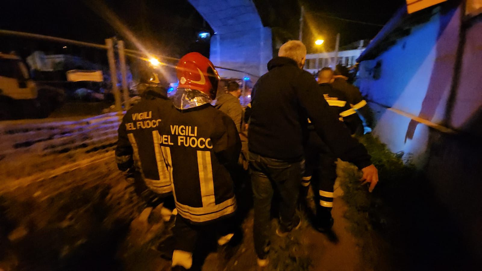 Porto Empedocle. Auto vola dal viadotto Re. Conducente miracolosamente salvo