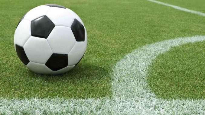 Canicattì, nuovo incontro degli amici del bar Italia. Rivissuti con immagini e protagonisti i momenti della promozione dei Biancorossi in  serie C2