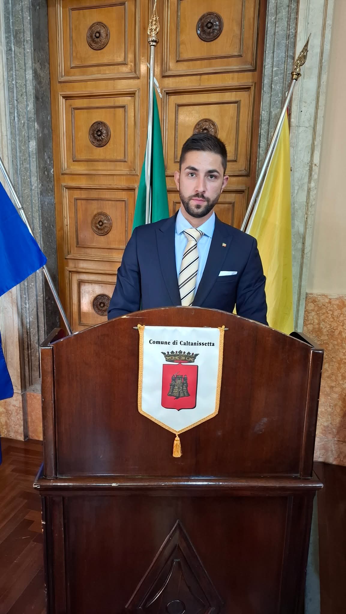 Caltanissetta, Mirisola si dimette da consigliere. Resta in giunta