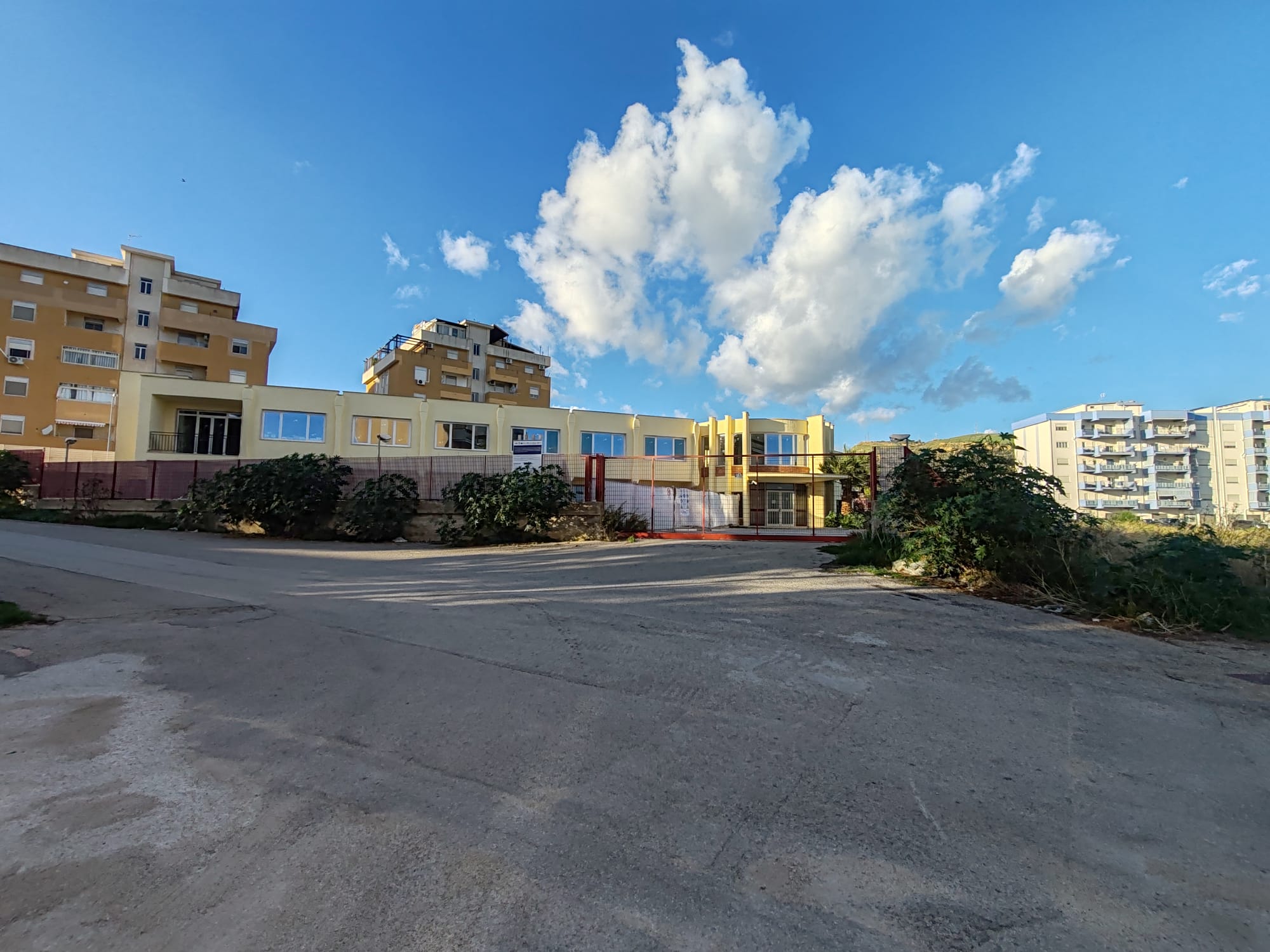 Porto Empedocle. I lavori al Poliambulatorio ancora fermi. Utenti denunciano disagi