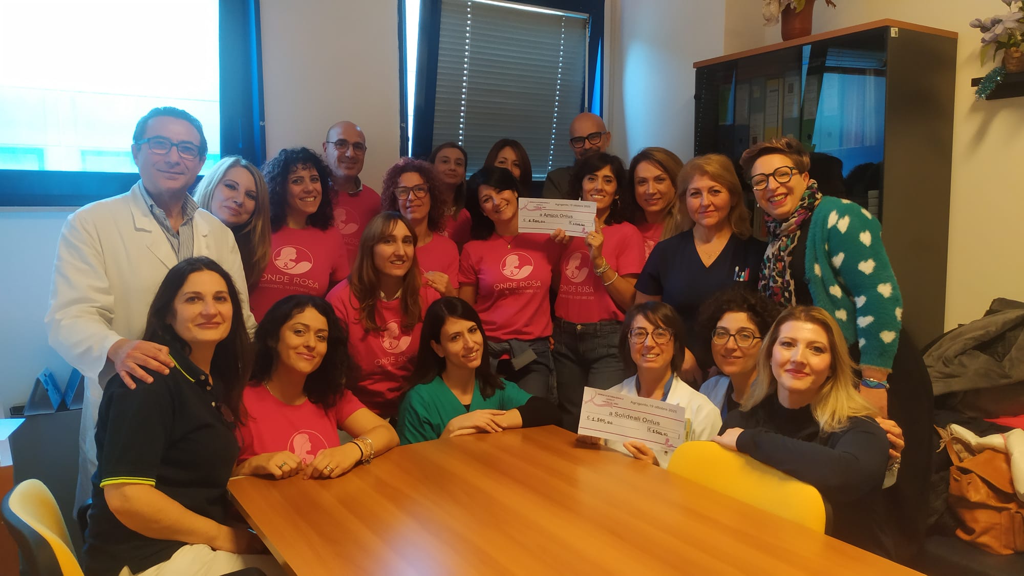Agrigento, Onde Rosa consegna il ricavato della camminata solidale dello scorso ottobre