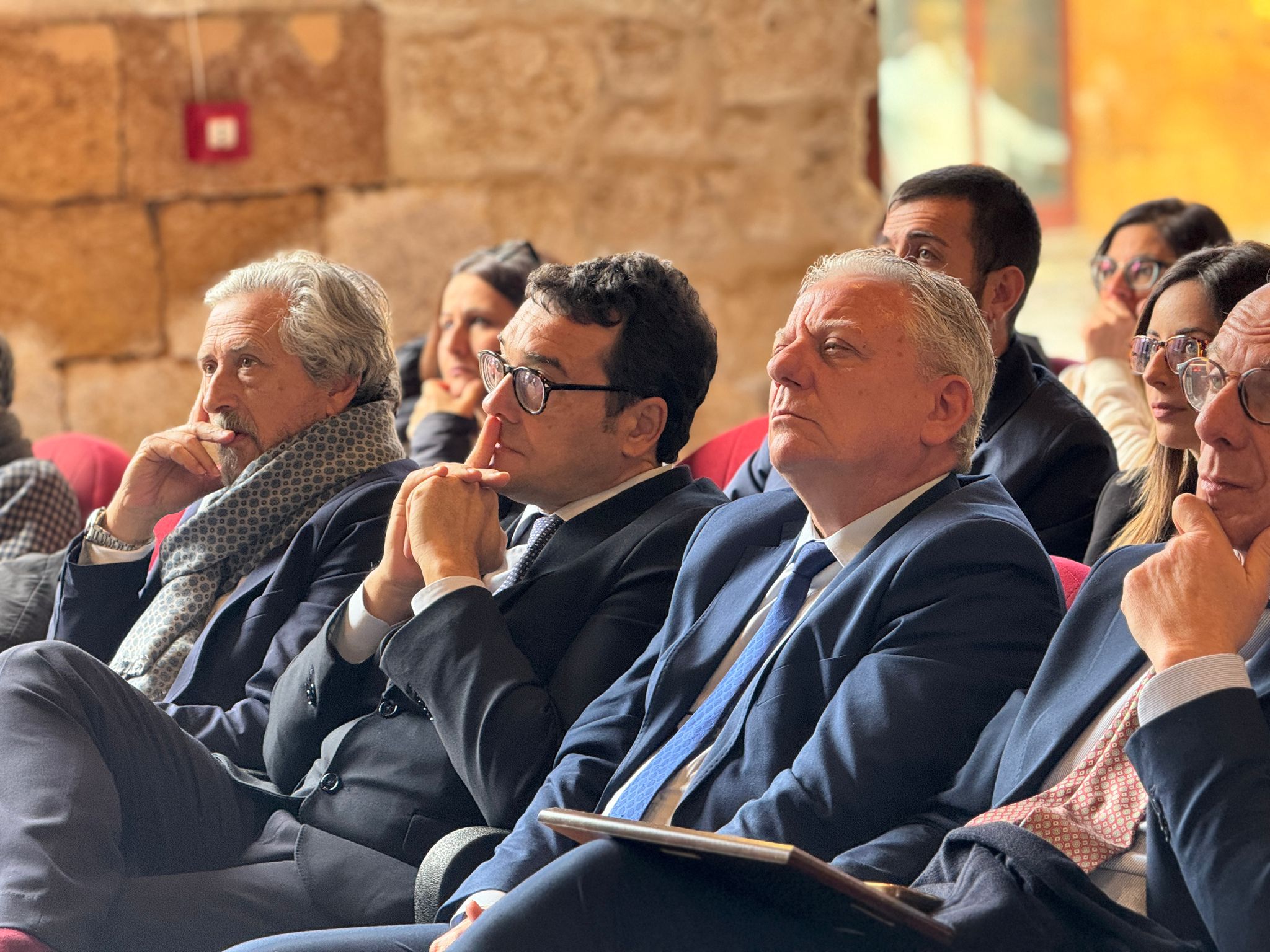 Un patto per fermare l’emigrazione giovanile, nasce “Alleanza per restare”