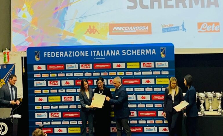 Discobolo Sciacca insignita dello “Scudo d’Onore d’Argento”della Federazione Italiana scherma