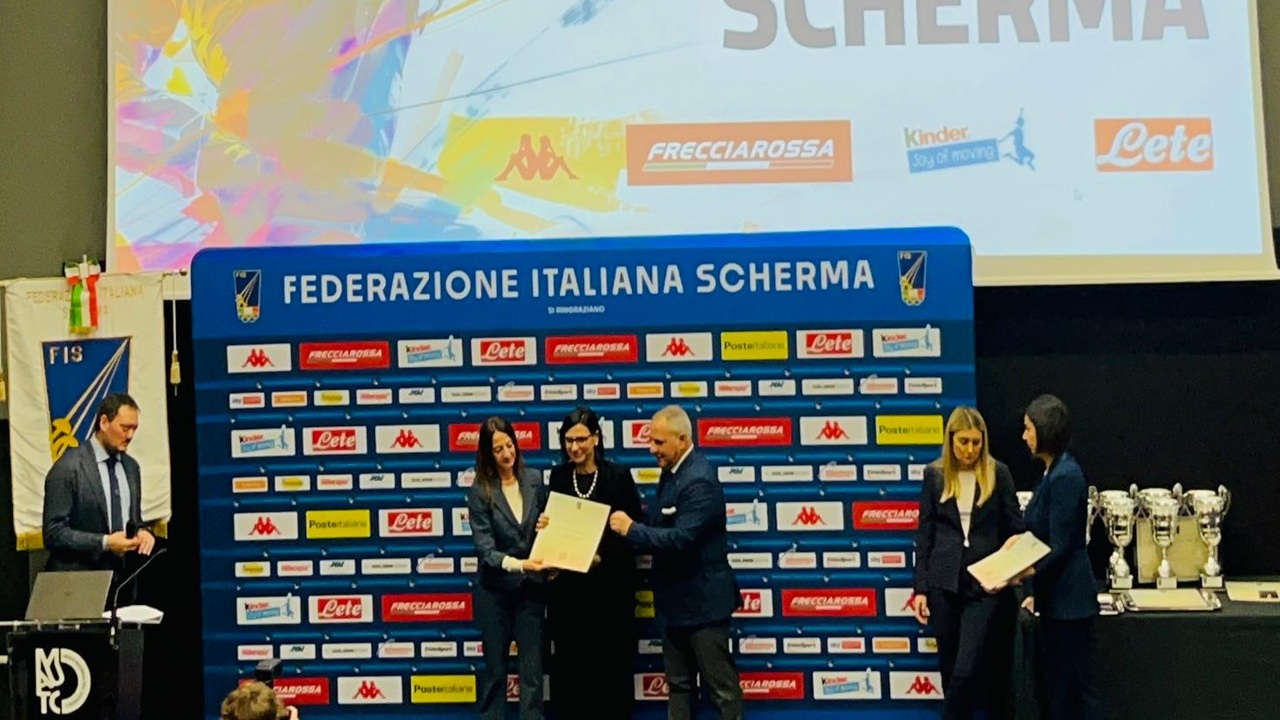 Discobolo Sciacca insignita dello “Scudo d’Onore d’Argento”della Federazione Italiana scherma