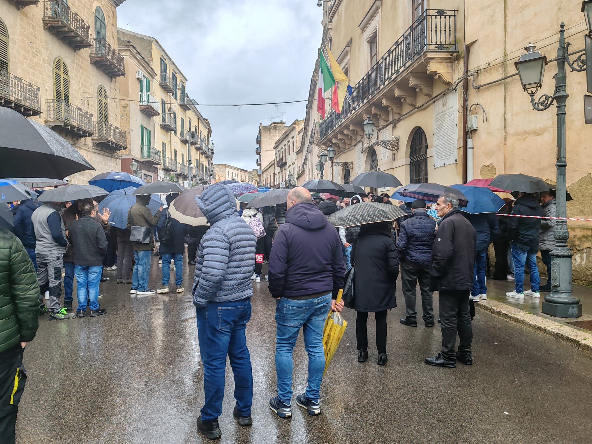 Canicattì, nel giorno della protesta Aica annuncia maggiore acqua per la città