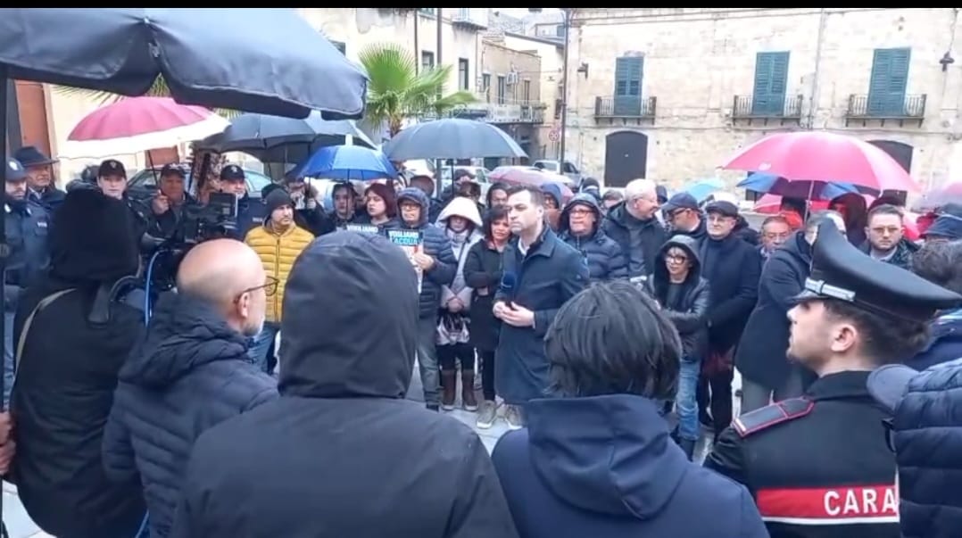 Canicattì, la protesta per la crisi idrica finisce su Mattino 5 (Video)