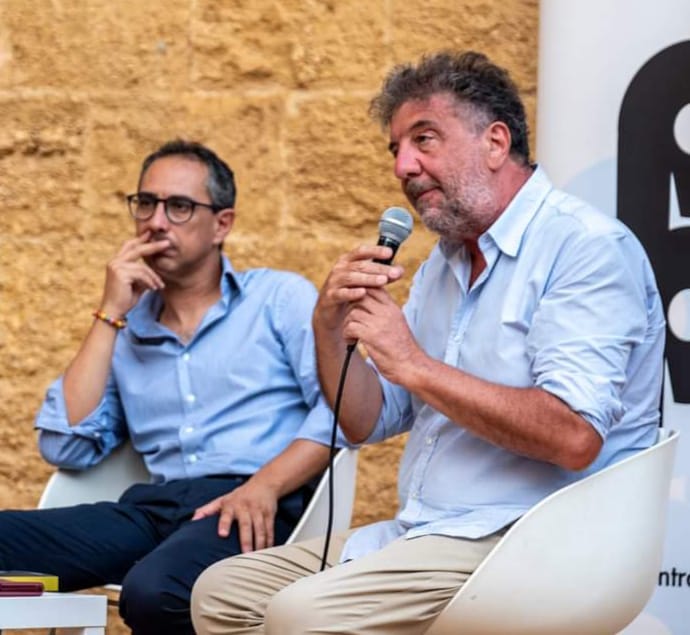 “In Sicilia con Andrea Camilleri. La geografia del sogno”, il libro di Picone e Savatteri è un viaggio nei luoghi dello scrittore
