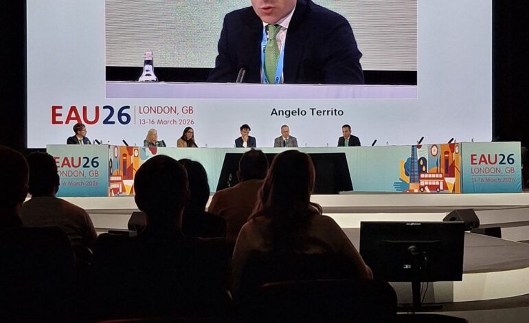 Congresso Europeo di Urologia, presentato dall’urologo siciliano Territo, il nuovo laser che rimuove i tumori al rene