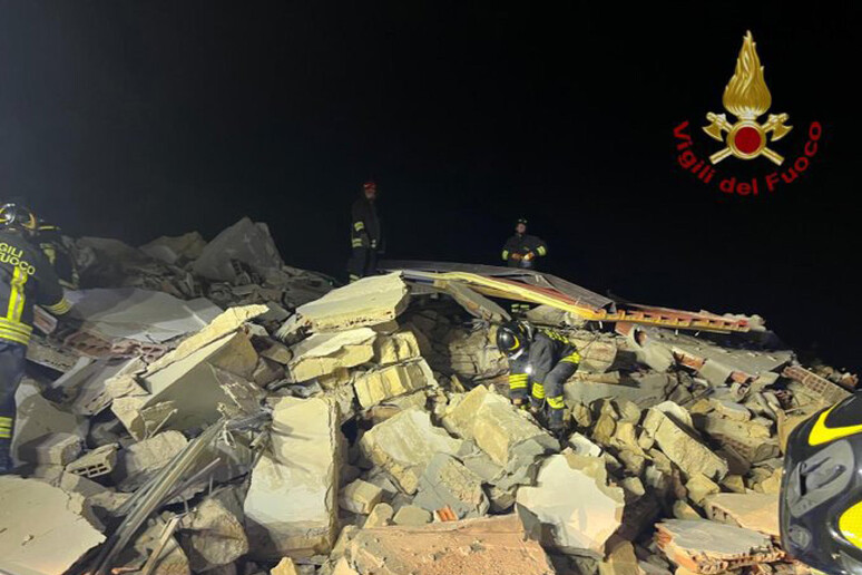 Licata, il crollo della palazzina alla Playa. Nessun disperso sotto le macerie