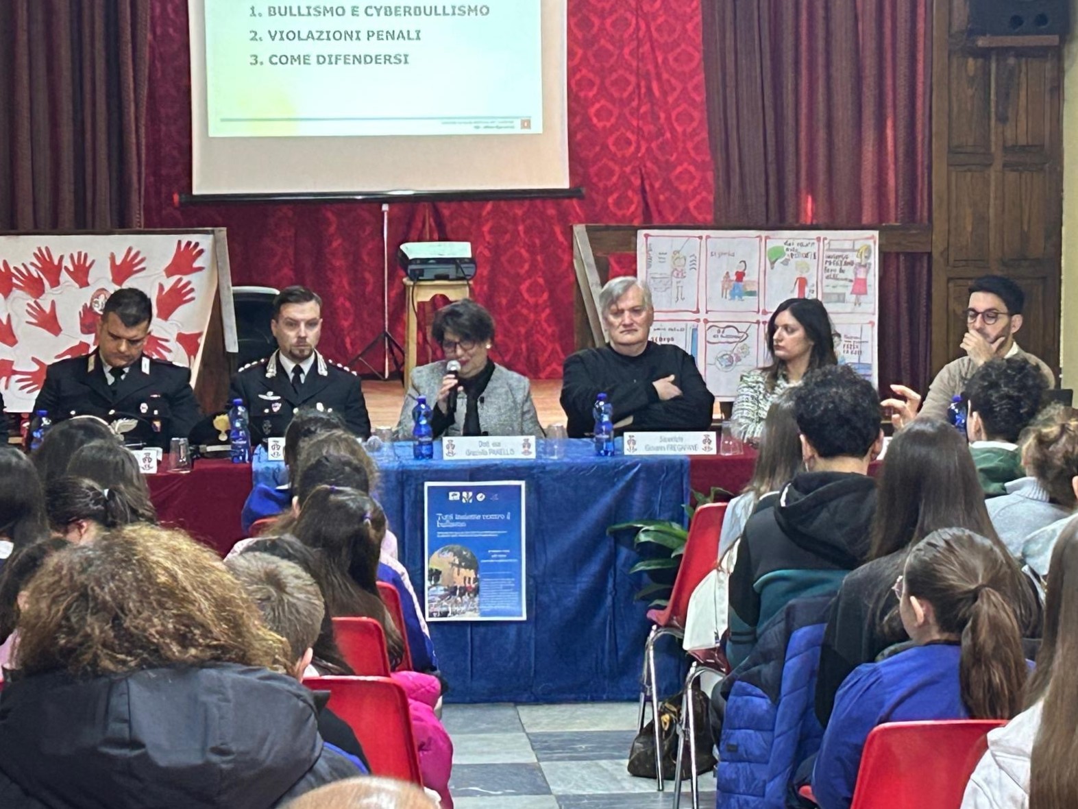 Bullismo e rischi della rete, i carabinieri di Canicattì incontrano gli studenti di Sant’Angelo Muxaro