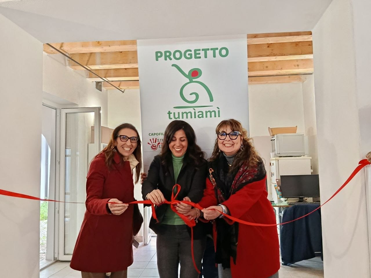 Sostegno ai minori in difficoltà, inaugurata la sede di Viviballarò