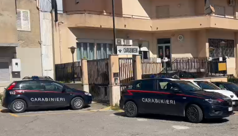 Aragona, sventata truffa del finto carabiniere. La vittima chiama i militari e fa arrestare l’uomo (Video)
