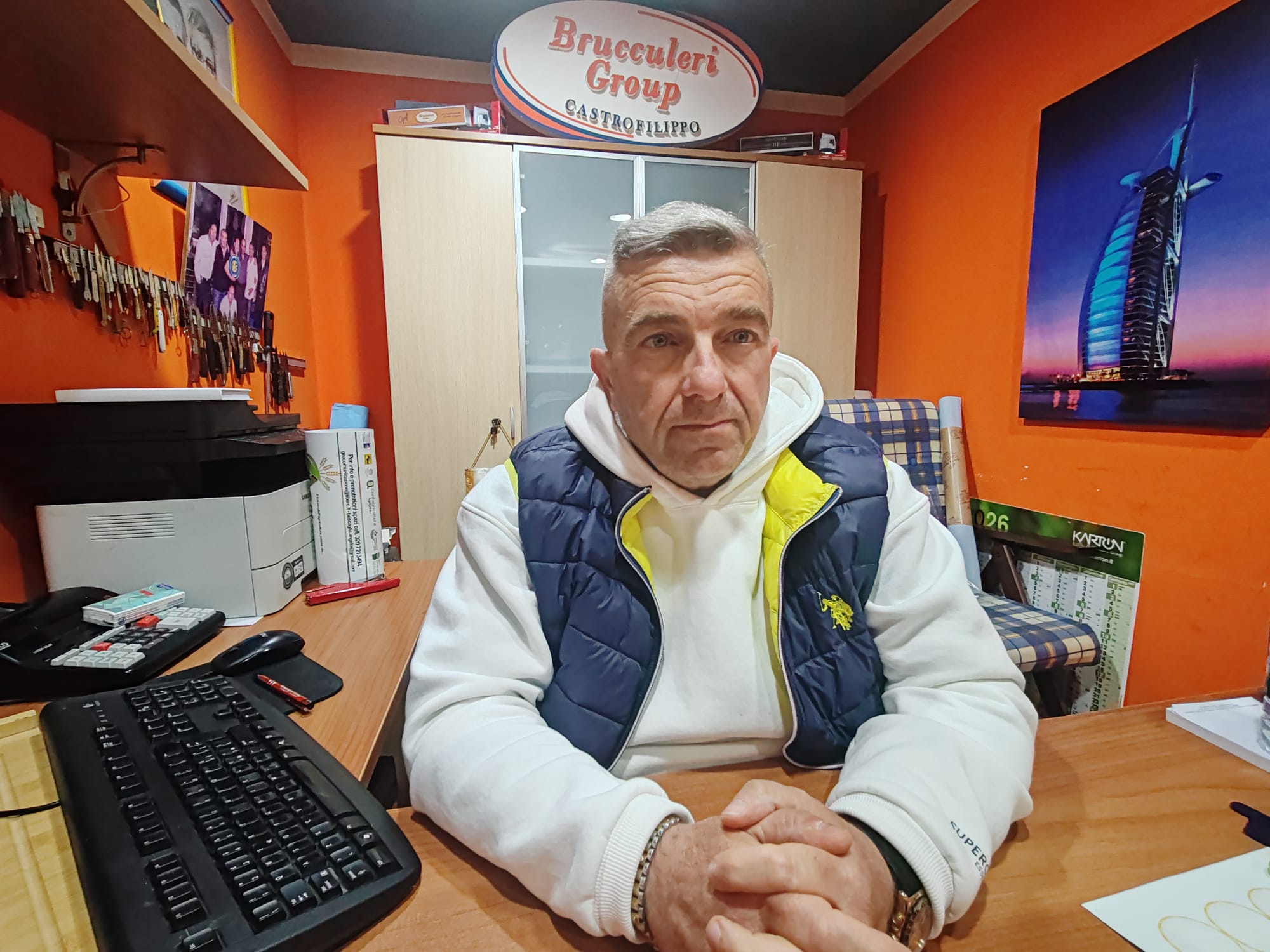 Castrofilippo tra i primi fari di Controcorrente. Filippo Brucculeri analizza l’attuale scena politica (Video)