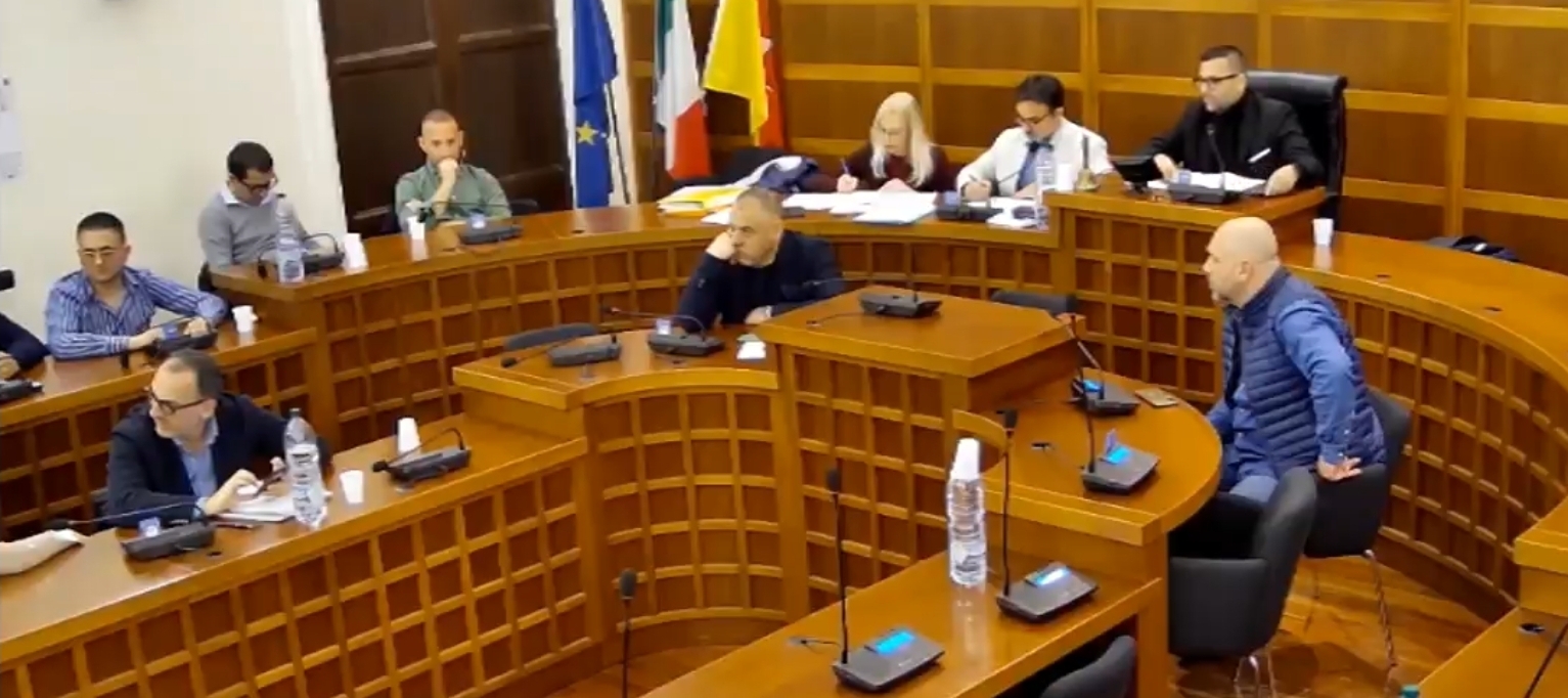 Canicattì , completate le surroghe dei cinque consiglieri dimissionari.