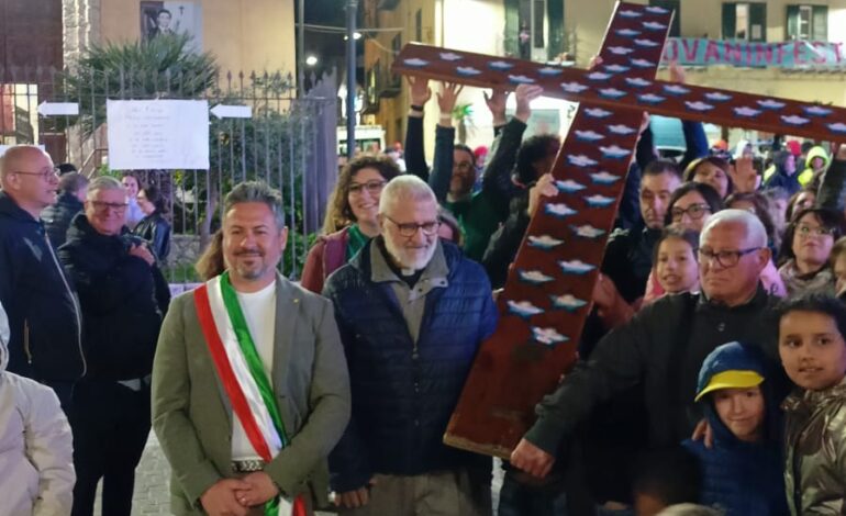 Canicattì, la consegna della Croce del Giovani in Festa a Comitini. (Video) Si chiude l’edizione 2026