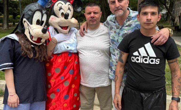 Canicattì, tanti bambini all’iniziativa del cantautore Sal Marchese