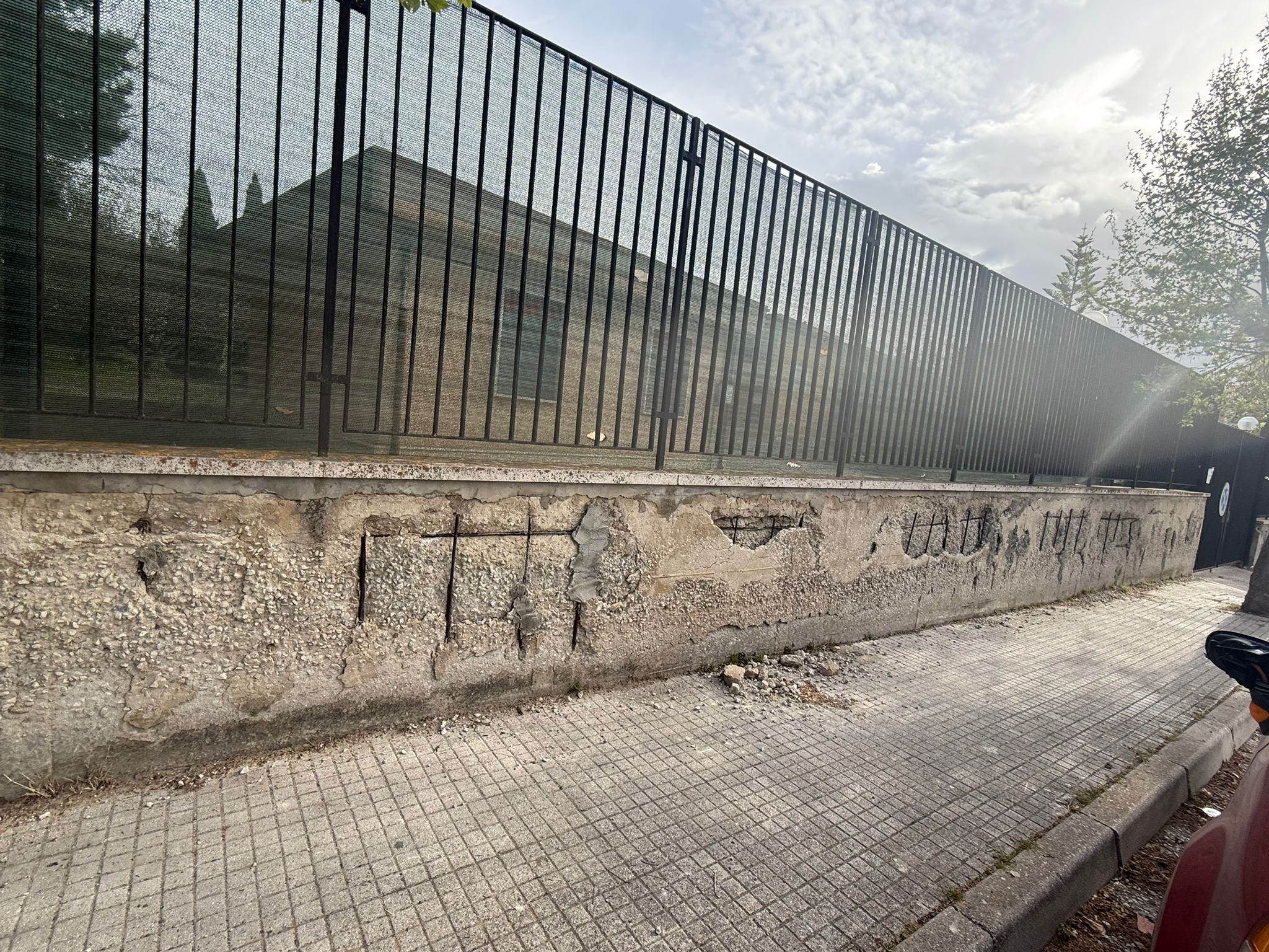 Canicattì. Problemi di stabilità alla Don Bosco? Oggi scuola chiusa per verifiche