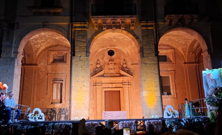 Grande successo per “Borgo dei Sapori 2026”: Naro riscopre il cuore del suo centro storico