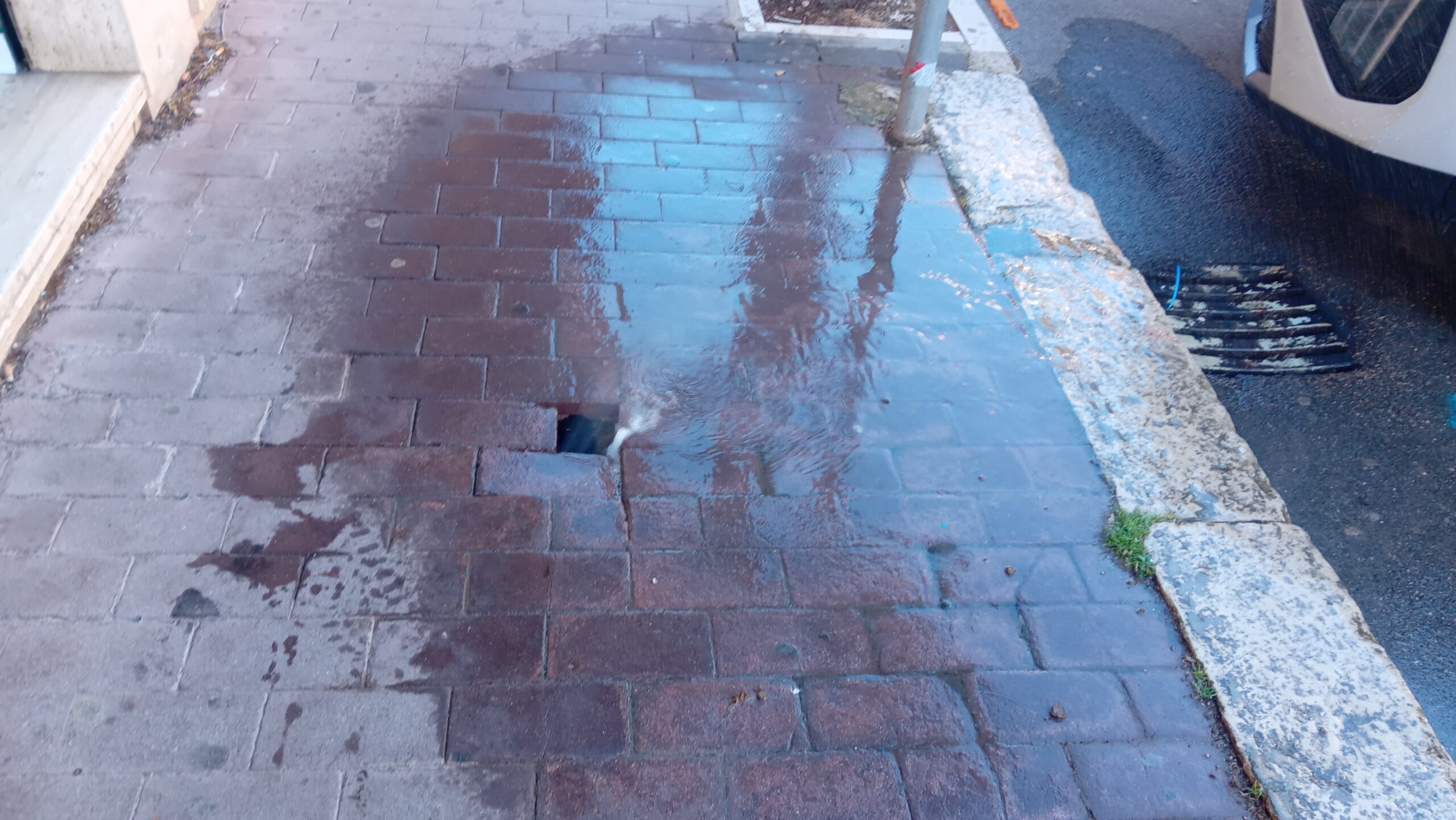 Canicattì, ecco come si disperde l’acqua. Video
