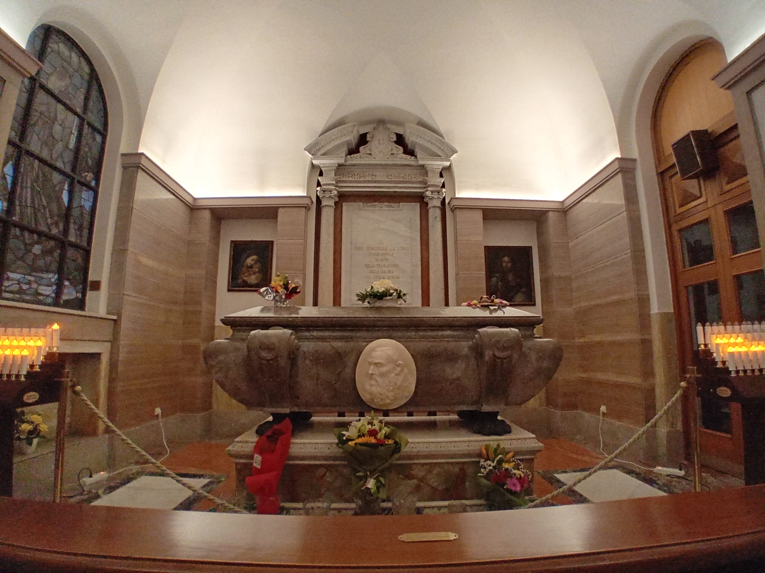 Canicattì, 121 anni fa moriva il venerabile La Lomia. Via vai di fedeli al santuario. Video