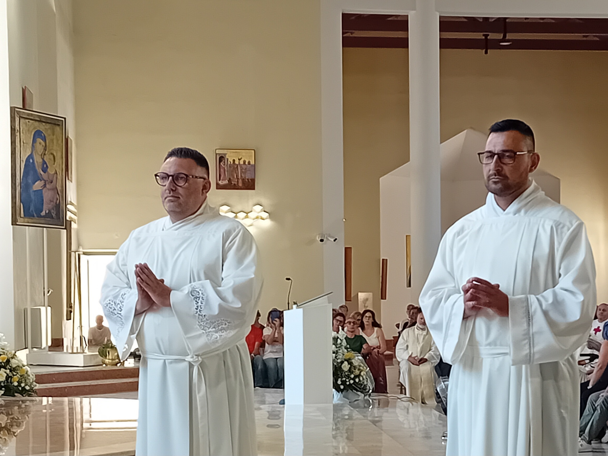 Canicattì, fra Francesco e fra Alessandro sono diaconi. 80 marciatori dal beato Livatino al Santo d’Assisi