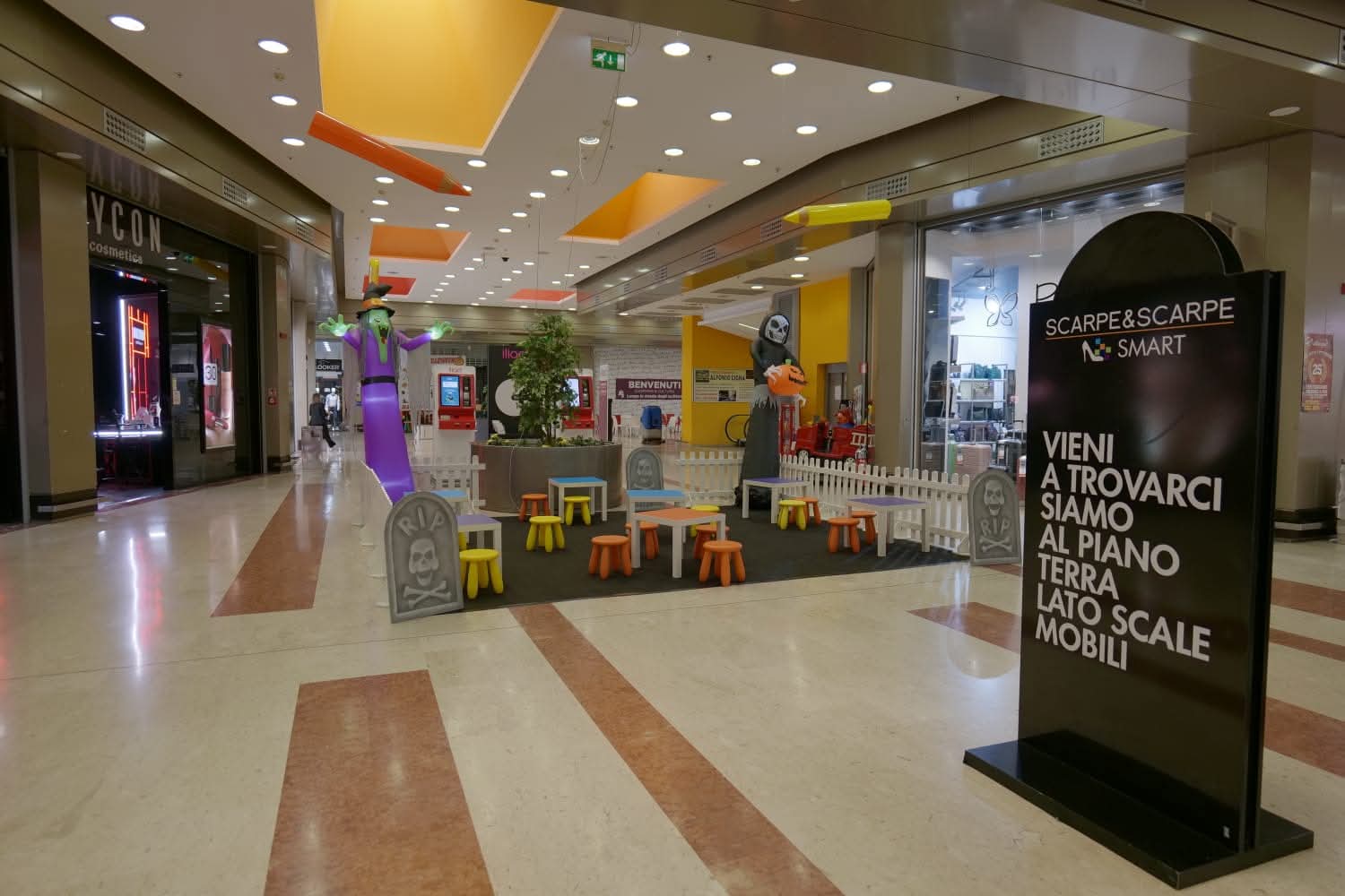 Banda del buco in azione al centro commerciale Le Vigne