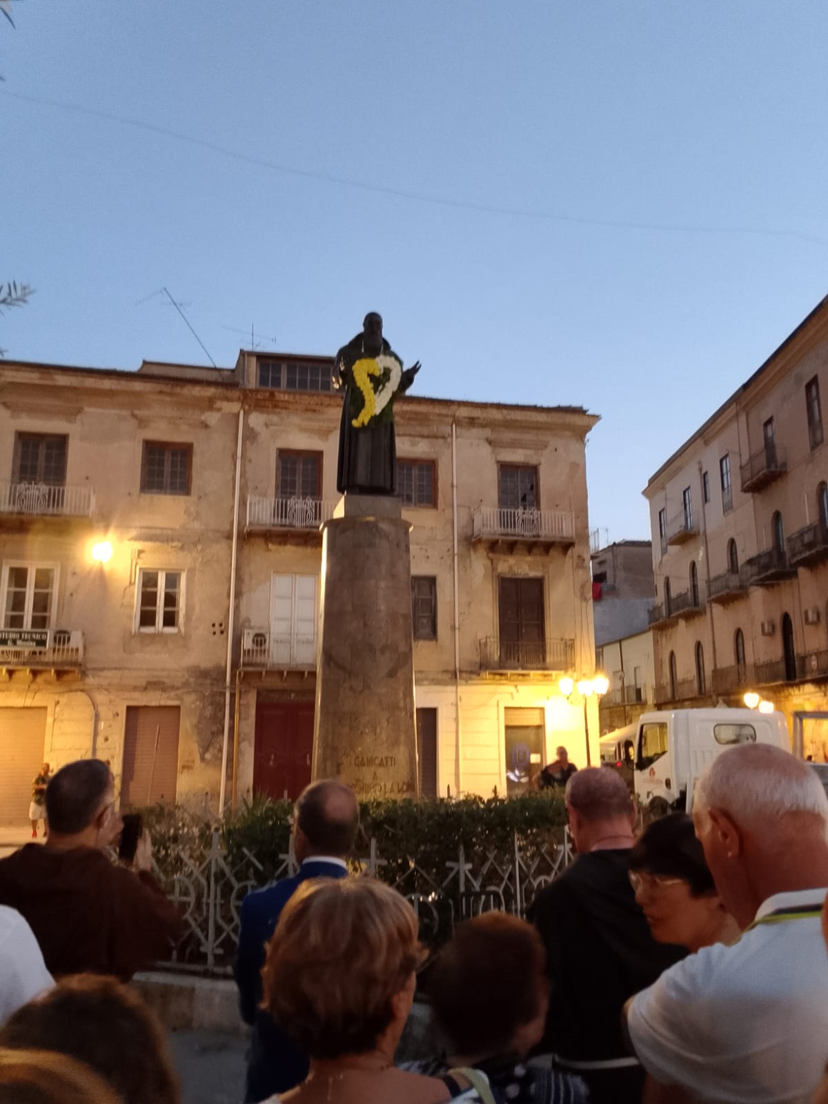 Canicattì, compie 70 anni la statua di Padre Gioacchino in piazza IV Novembre. Le celebrazioni nel 121° della morte