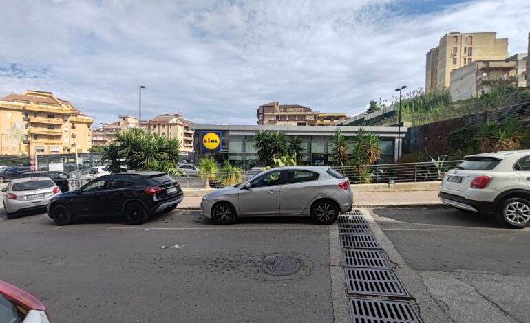 Canicattì, il ferimento alla Lidl. Arrestato l’autore